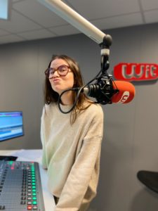 Portrait d'une animatrice radio